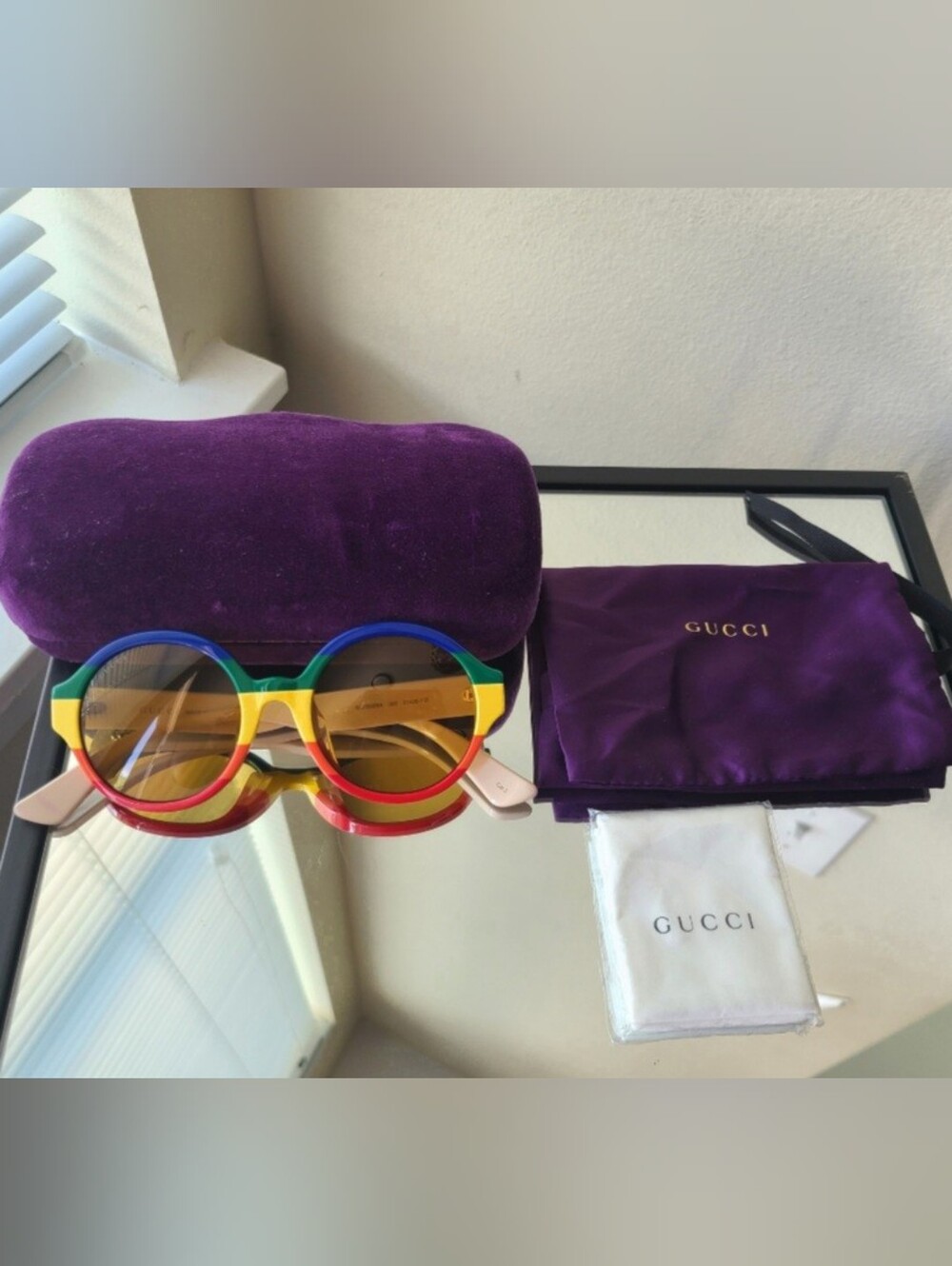 GUCCI sunglasses unisex